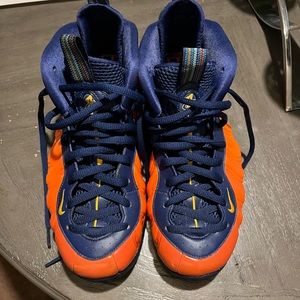Nike foam posits good condition only worn a few times Doesn’t have original box